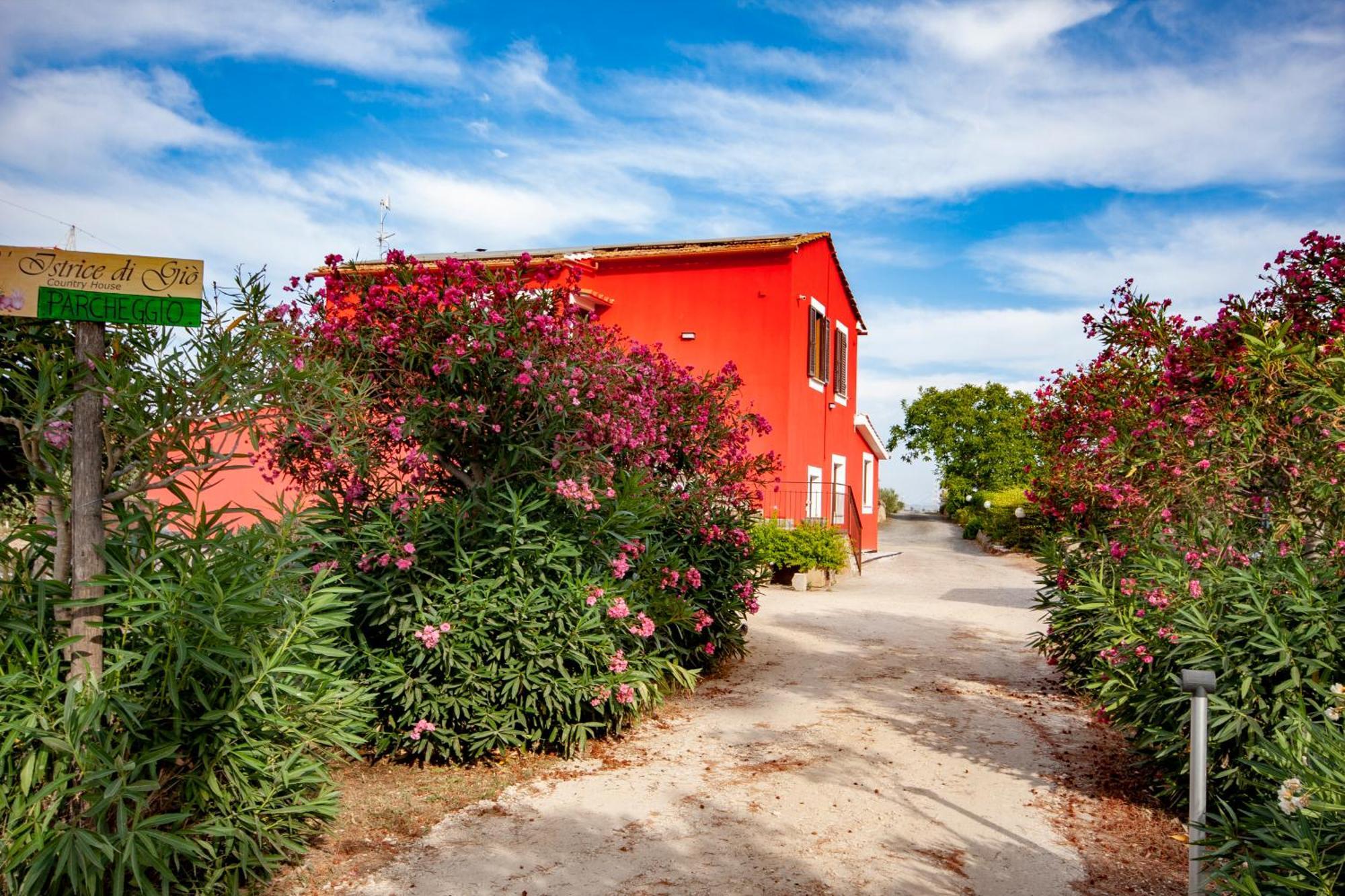 Agriturismo L'Istrice di Giò Villa Montalto di Castro Esterno foto