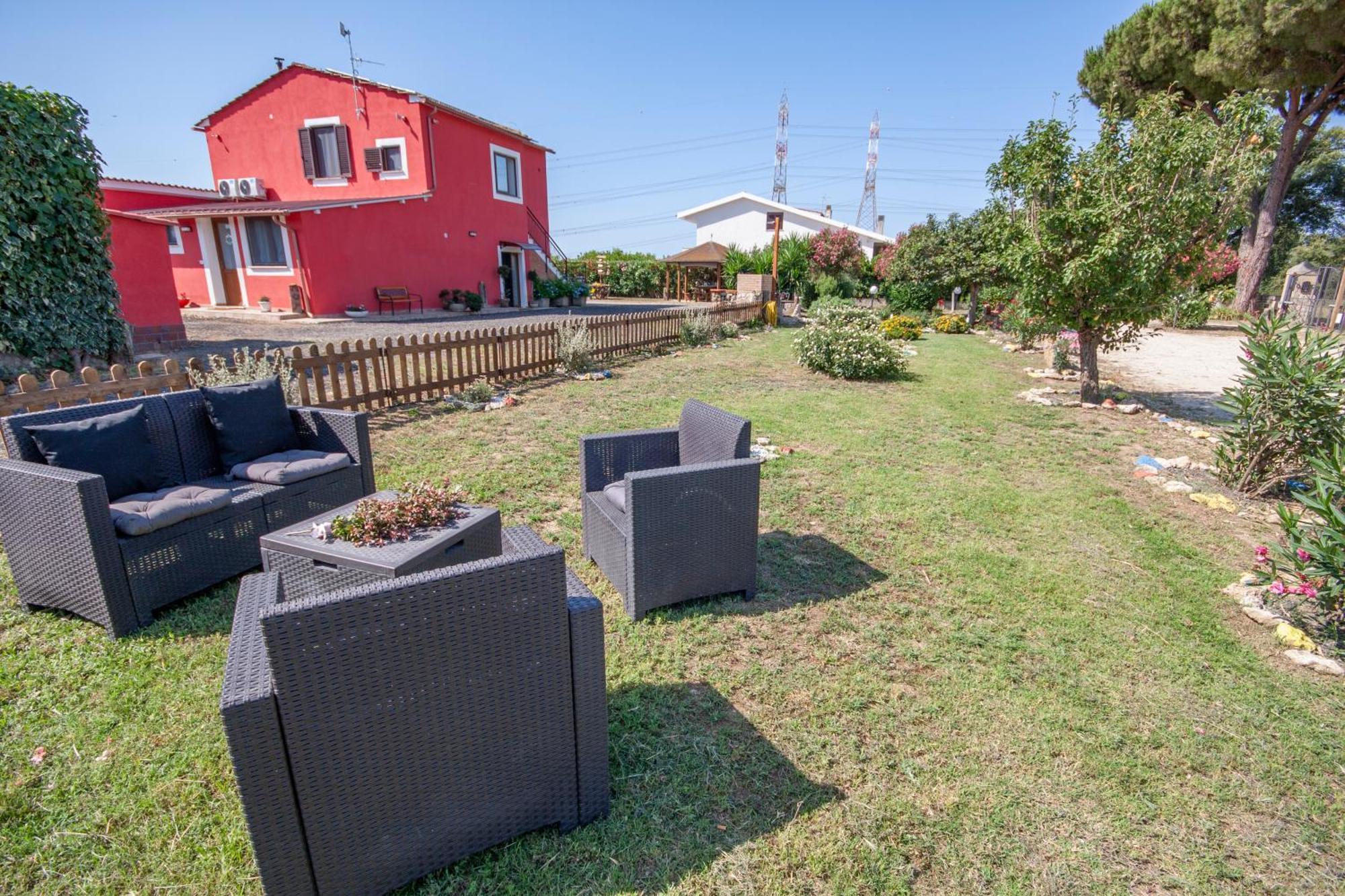 Agriturismo L'Istrice di Giò Montalto di Castro Esterno foto
