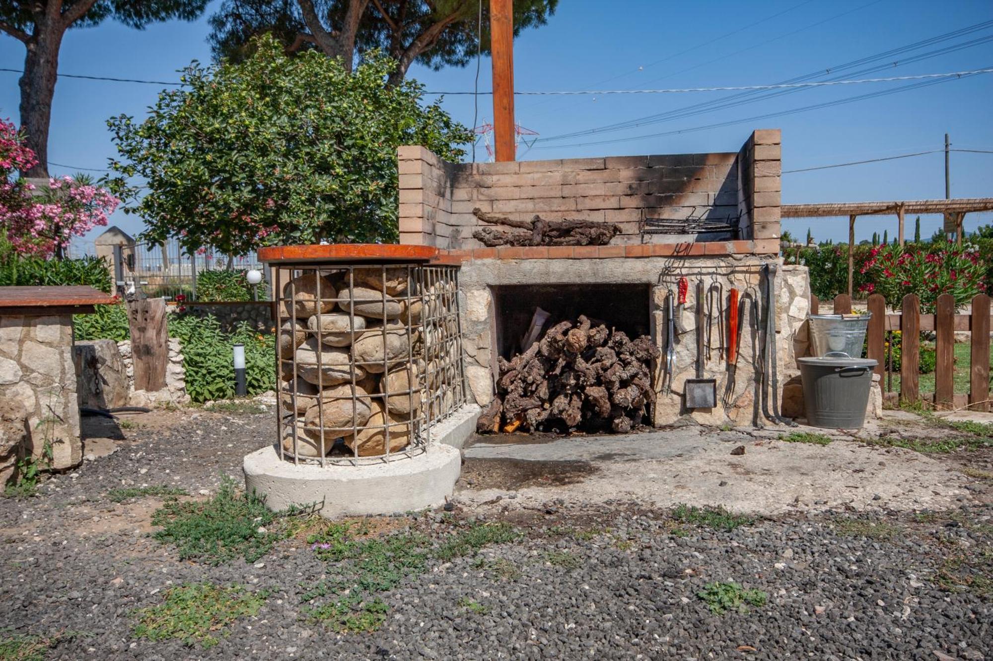 Agriturismo L'Istrice di Giò Montalto di Castro Esterno foto