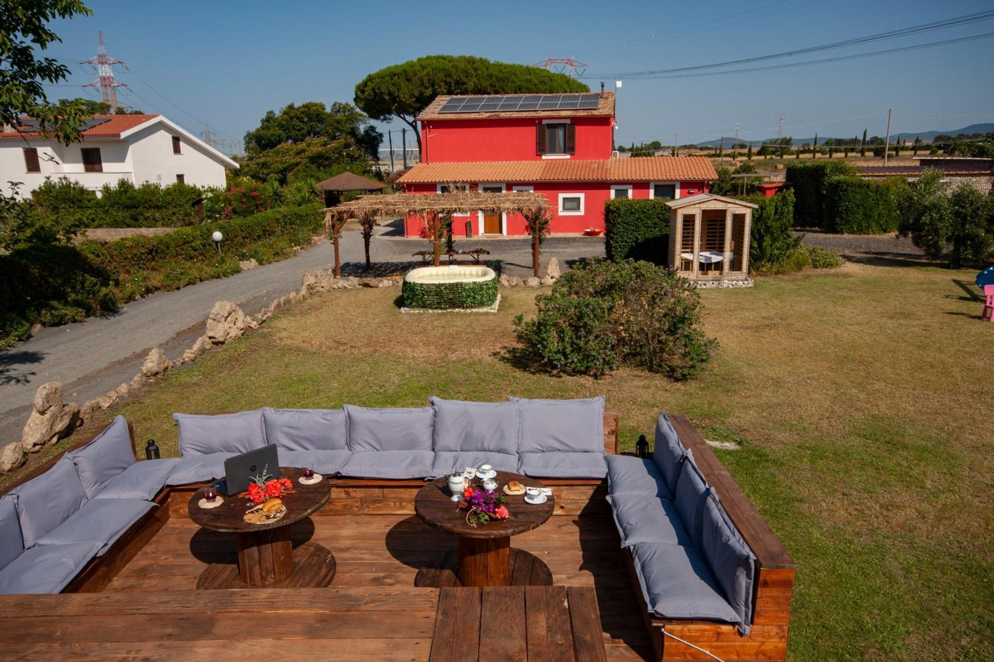 Agriturismo L'Istrice di Giò Montalto di Castro Esterno foto